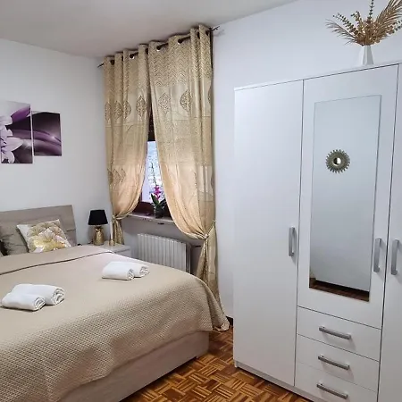 Yudi House Apartamento Aosta